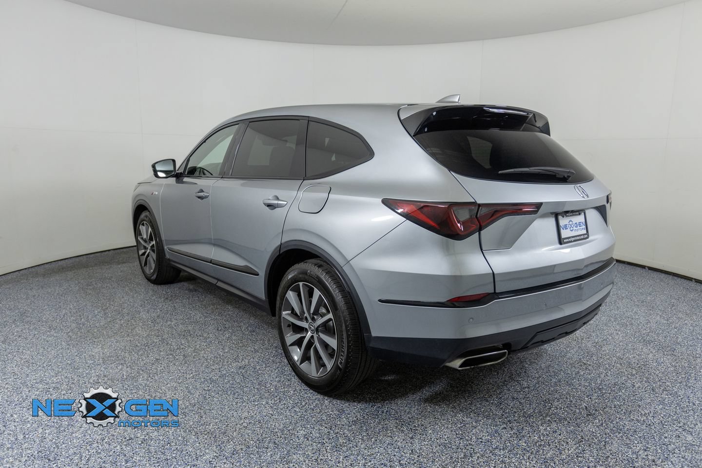 Used 2023 Acura MDX A-Spec AWD/4WD image 5