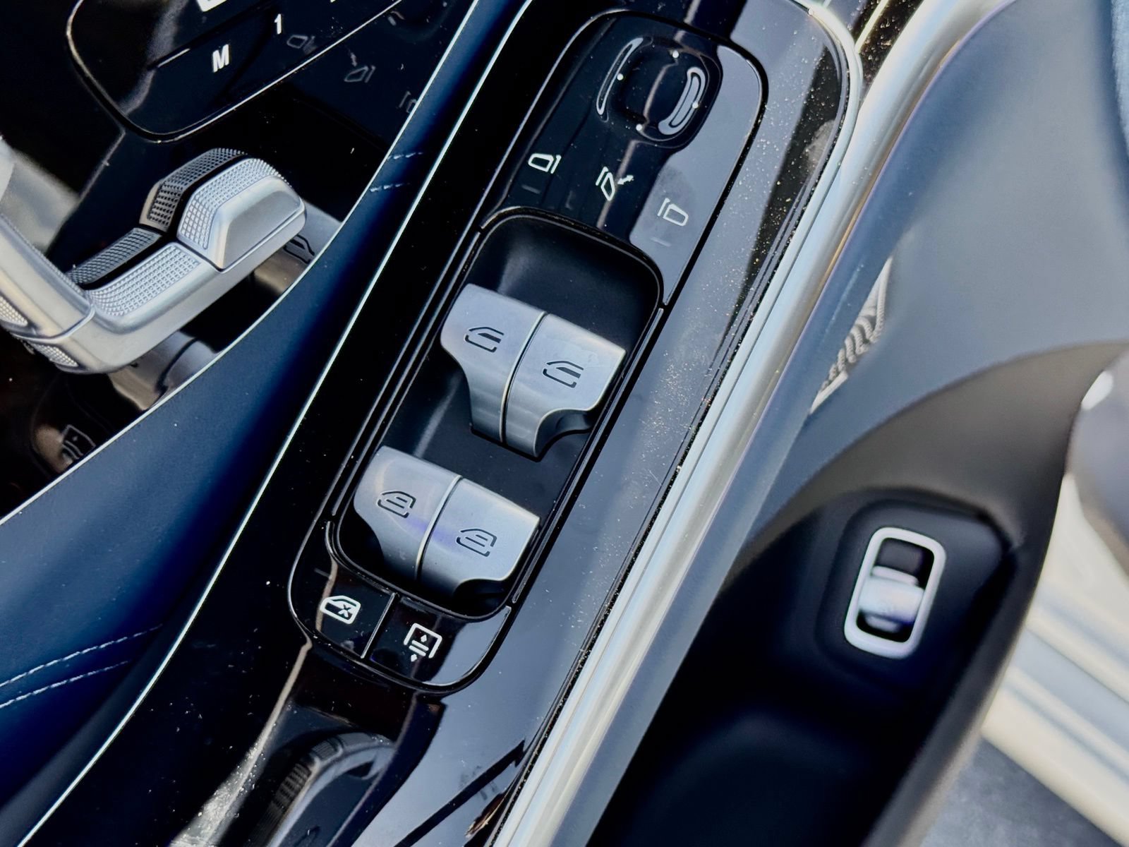 New 2026 Mercedes-Benz Maybach S 580 4MATIC image 19