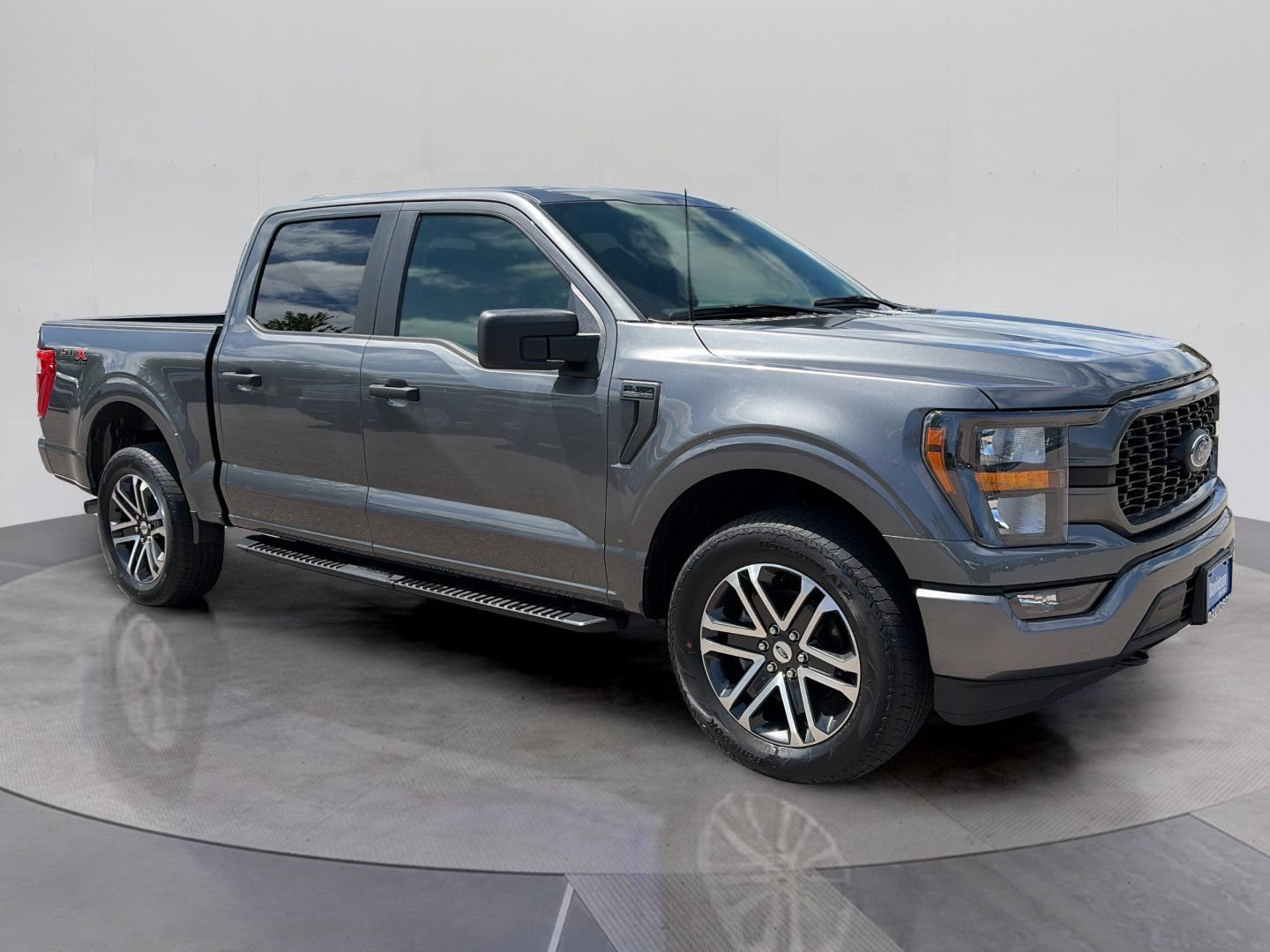 Used 2023 Ford F150 XL w/ STX Appearance Package AWD/4WD image 9