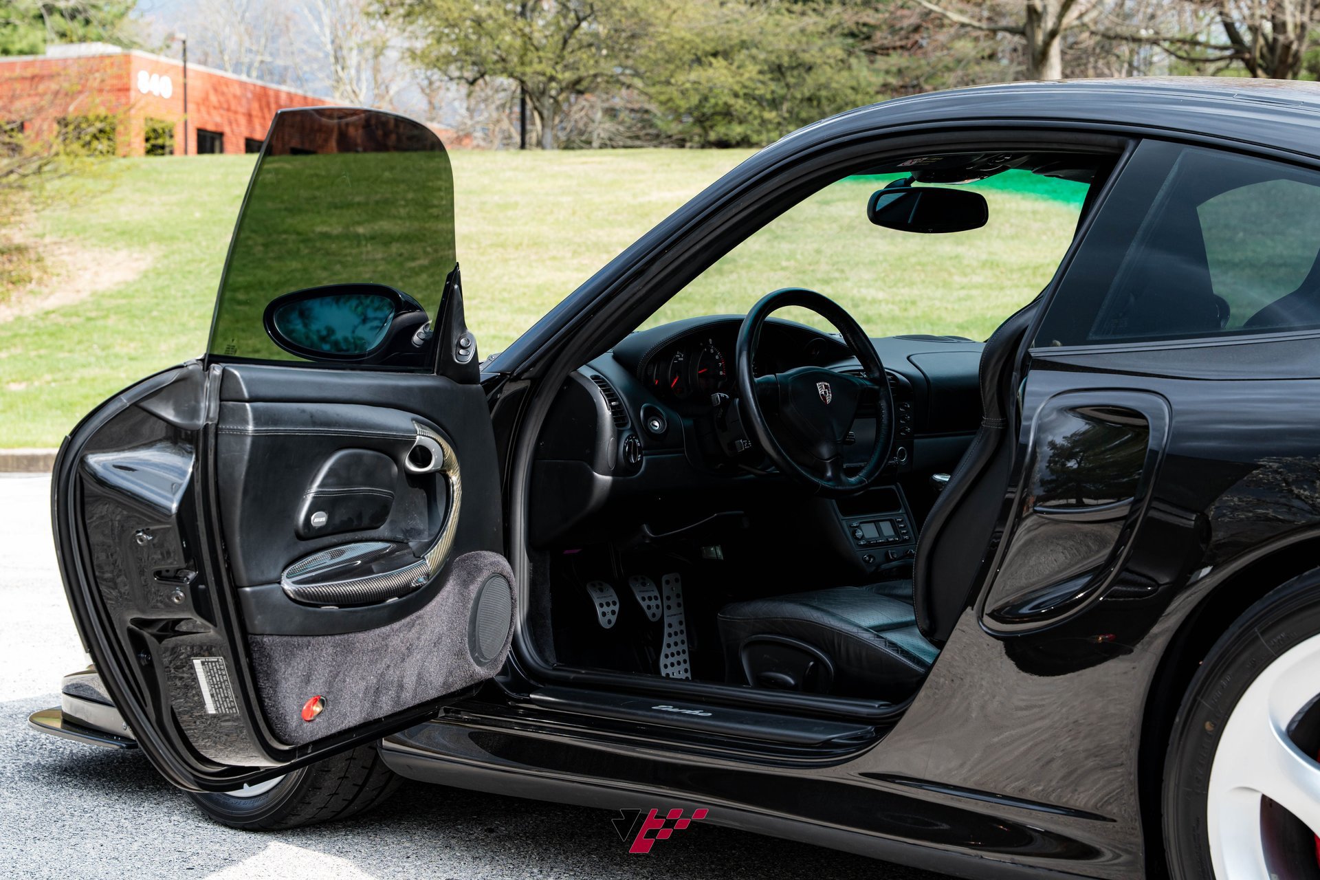 Used 2001 Porsche 911 Turbo image 15