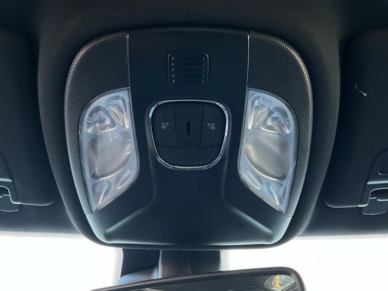 Used 2025 Jeep Compass Trailhawk image 16