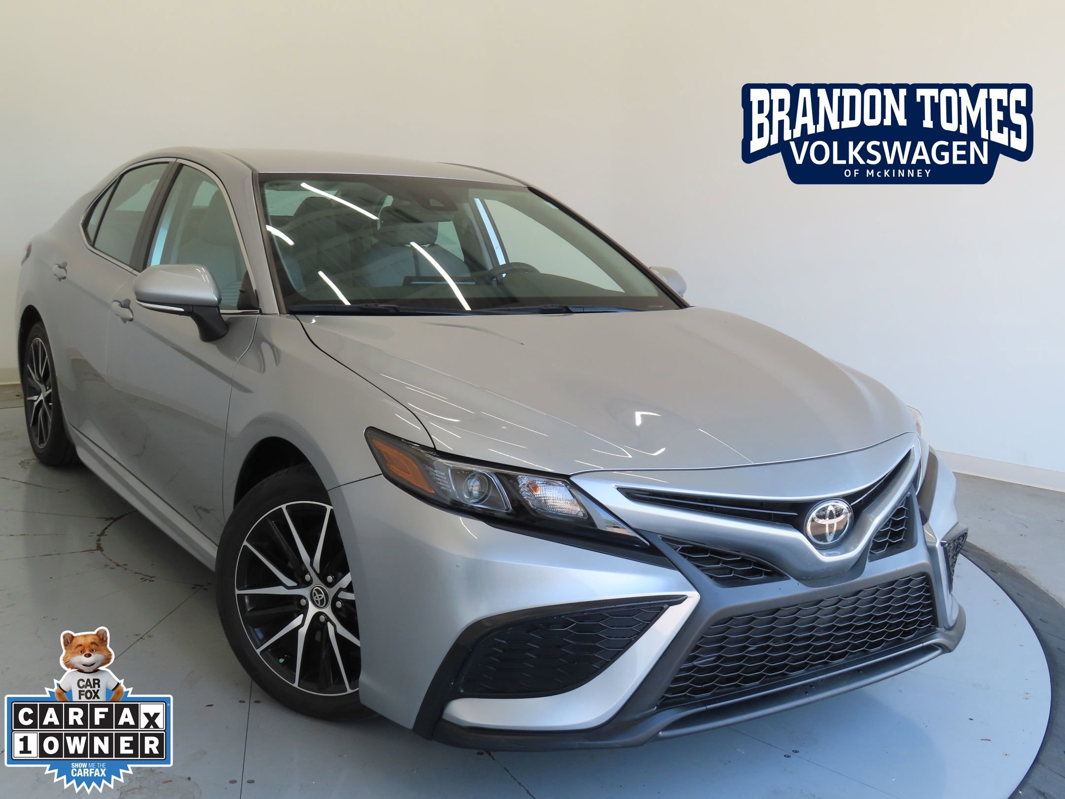 Used 2023 Toyota Camry SE