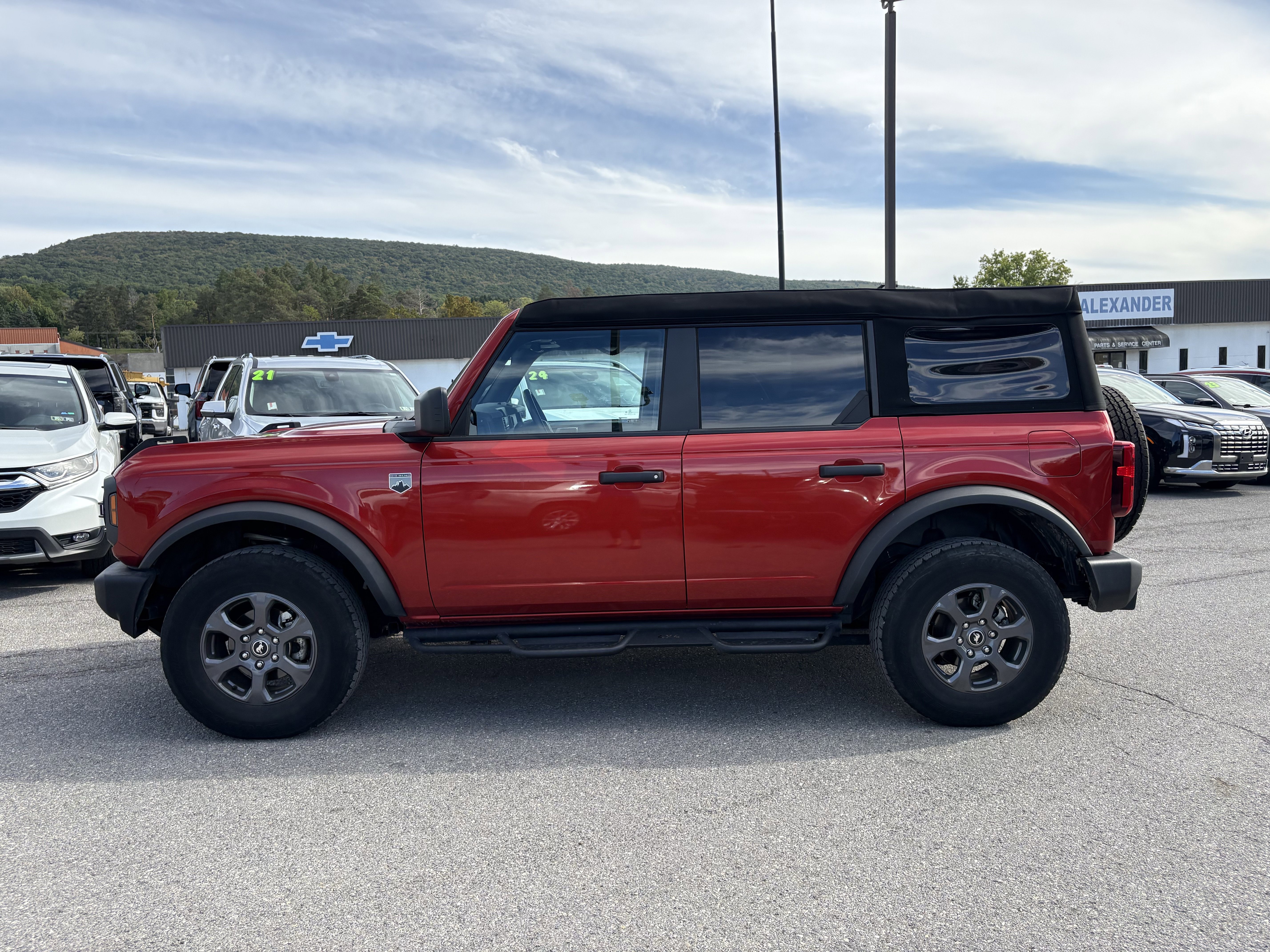 Used 2024 Ford Bronco Big Bend image 5