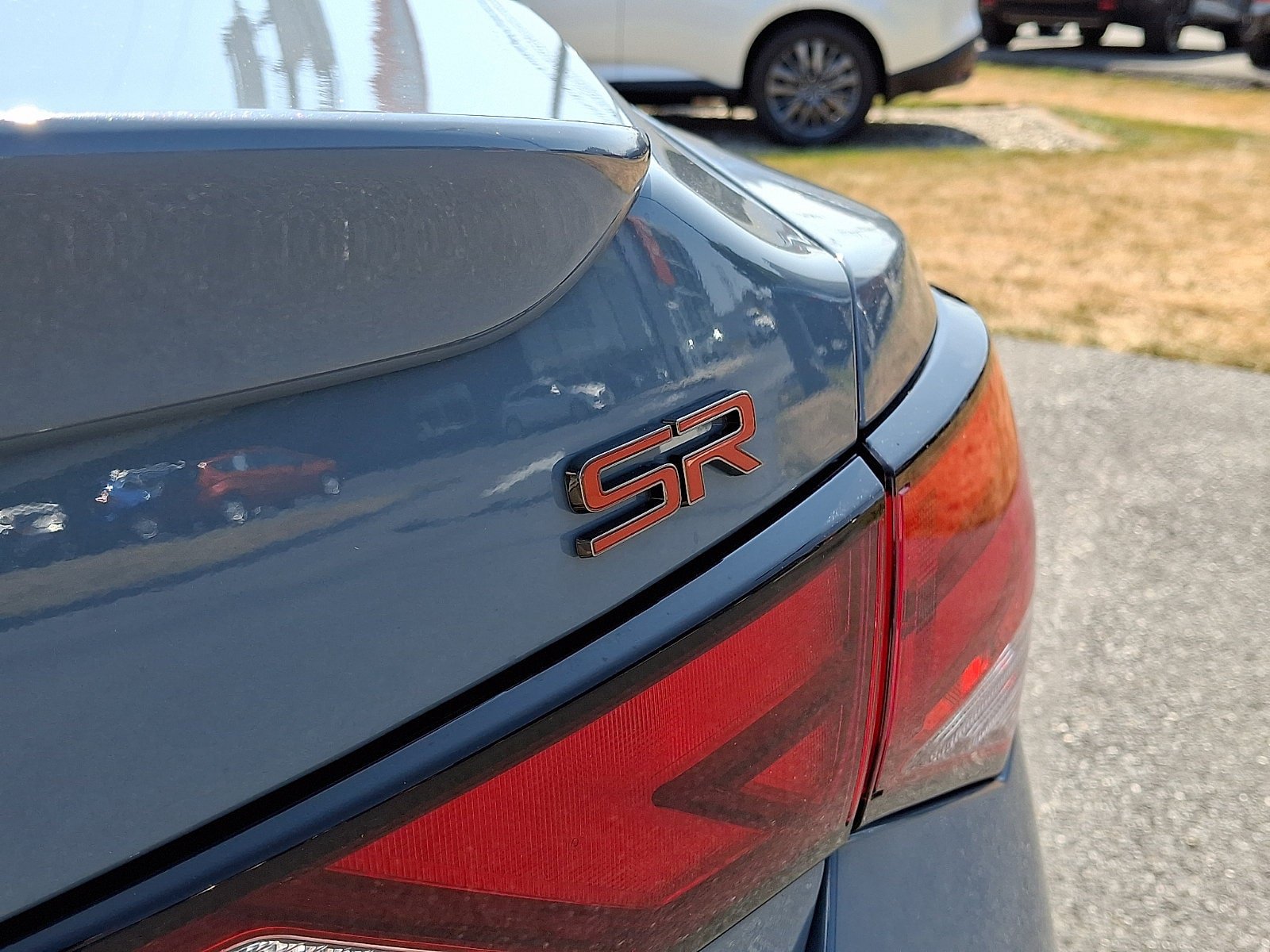 Certified 2025 Nissan Sentra SR w/ SR Premium Package FWD image 30