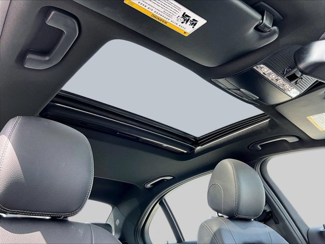 Used 2018 Mercedes-Benz C 300 Sedan image 17