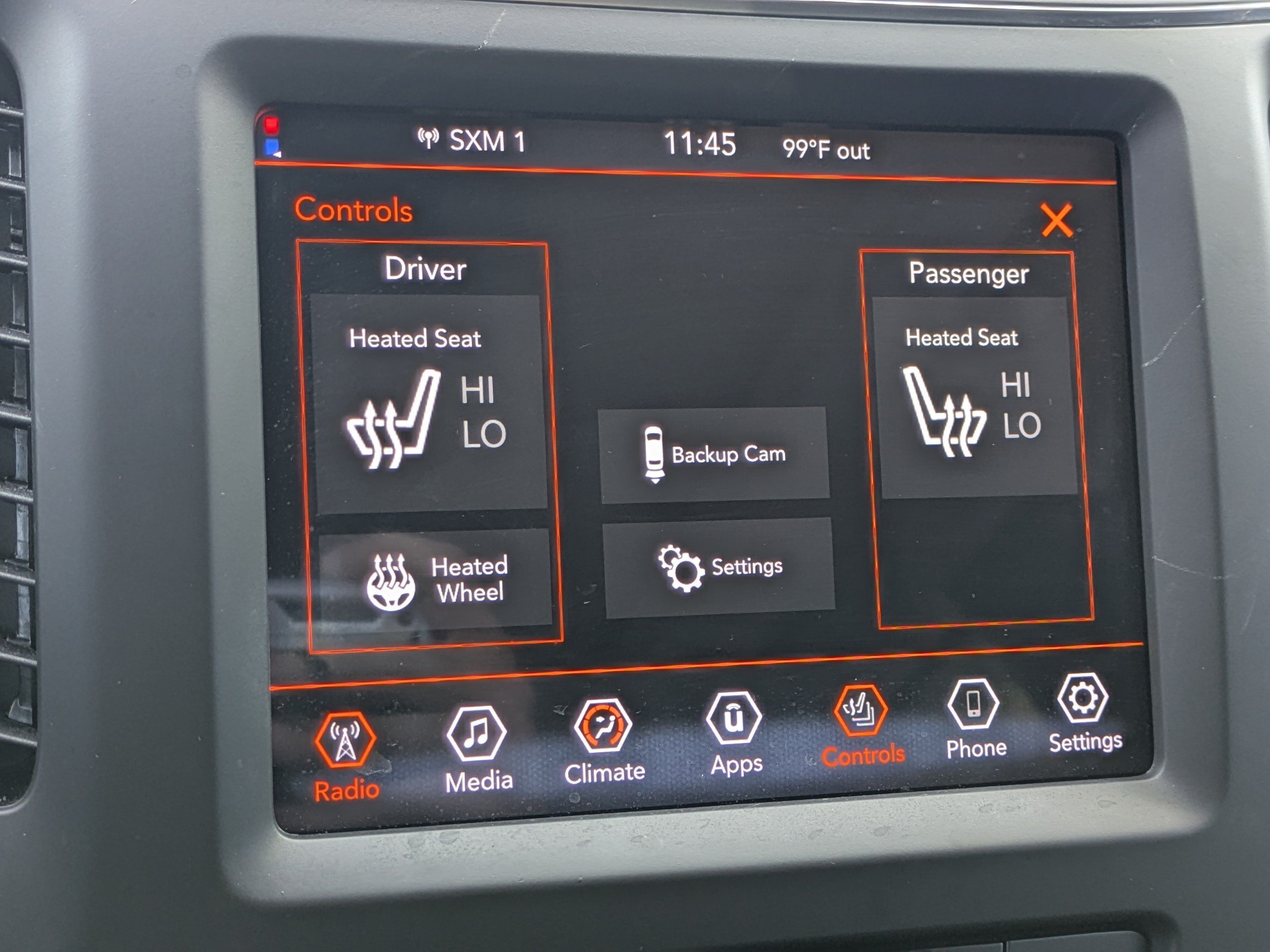 Used 2022 Jeep Cherokee Latitude w/ Sun & Sound Group AWD/4WD image 26