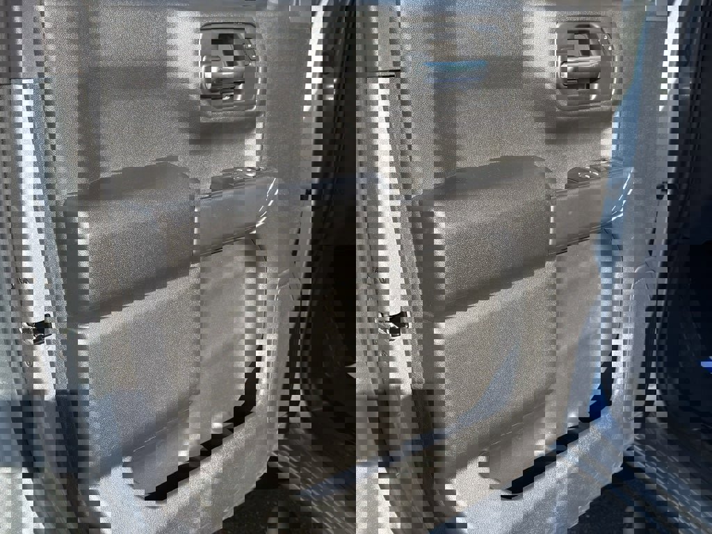 New 2026 Chevrolet Silverado 1500 Custom Trail Boss w/ LPO, Dark Essentials Package image 10