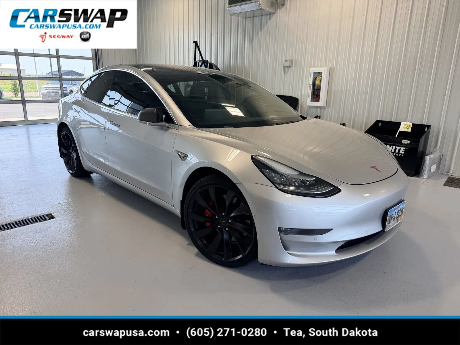 Used 2018 Tesla Model 3 Performance AWD/4WD image 1