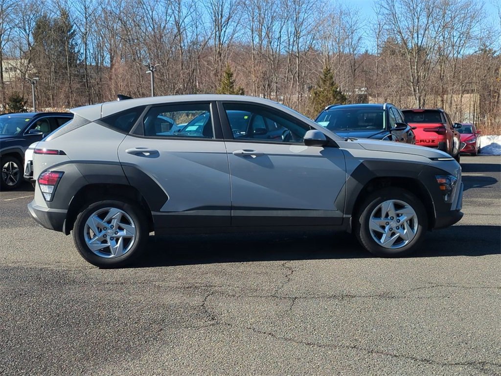 Certified 2026 Hyundai Kona SE image 2