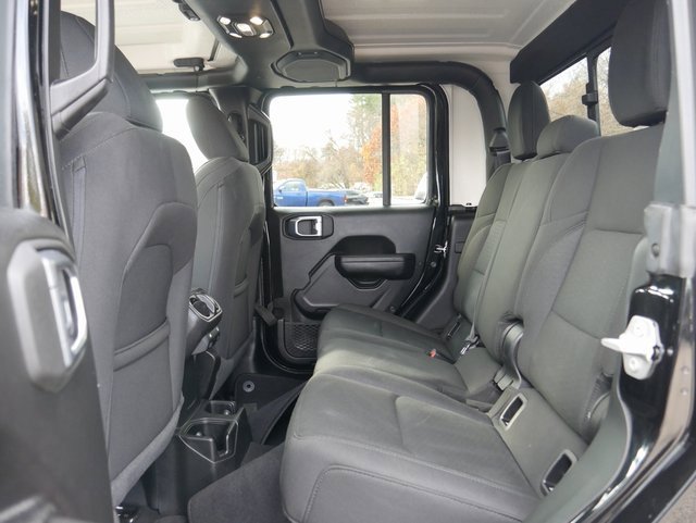 Used 2022 Jeep Gladiator Sport image 14