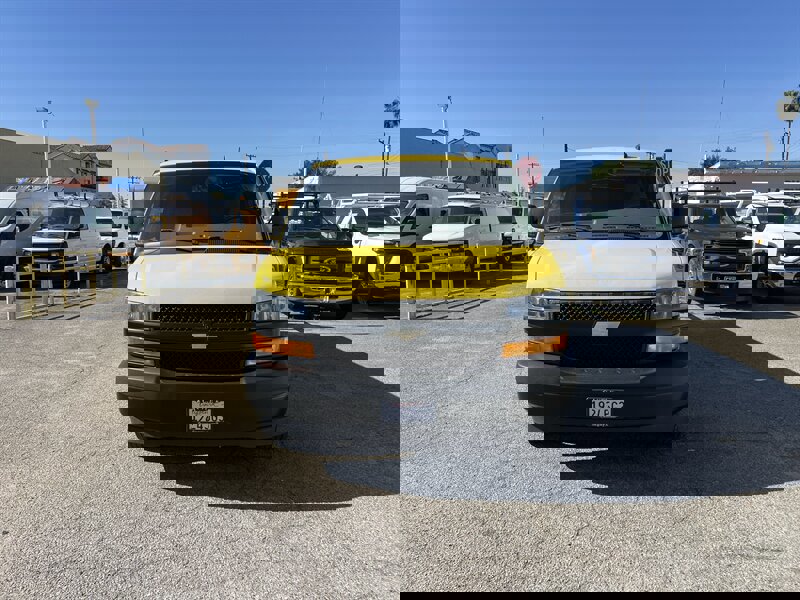 Used 2021 Chevrolet Express 2500 2500 w/ Driver Convenience Package image 5