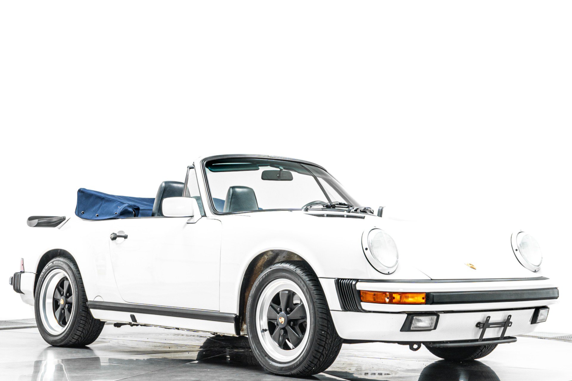 Used 1989 Porsche 911 Carrera RWD image 29