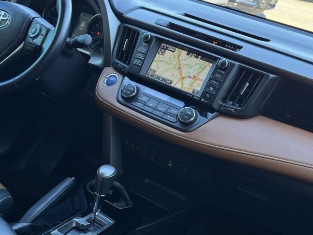 Used 2017 Toyota RAV4 Limited image 30