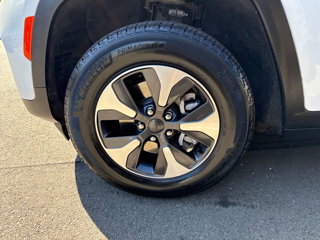 Used 2022 Jeep Grand Cherokee Limited 4xe image 33