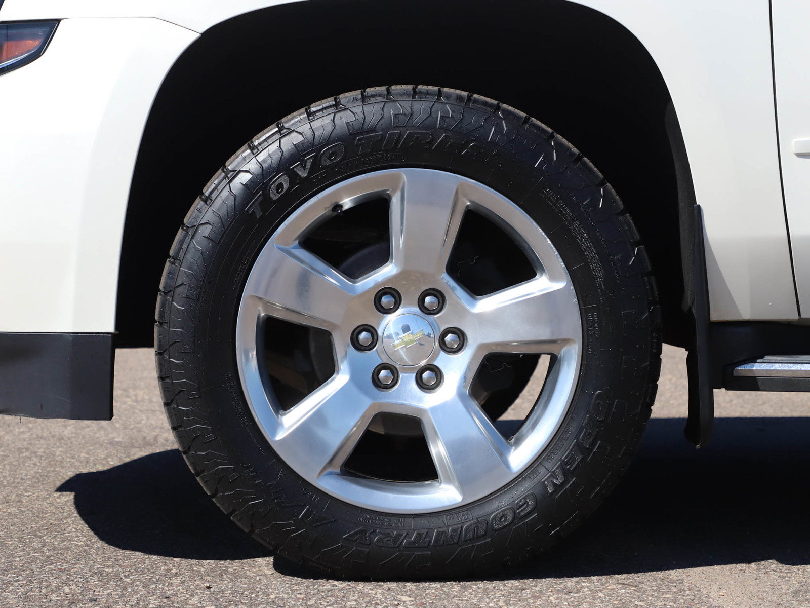 Used 2015 Chevrolet Tahoe LTZ AWD/4WD image 31