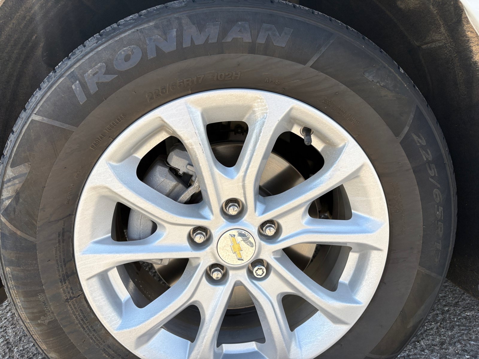 Used 2021 Chevrolet Equinox LT AWD/4WD image 11
