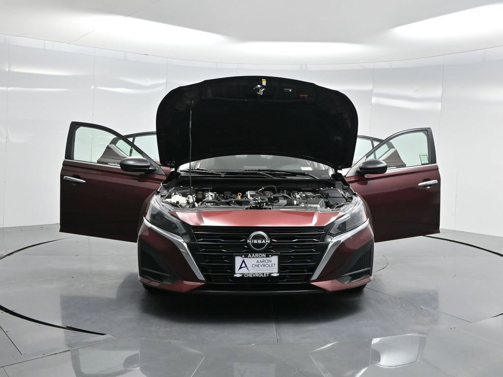 Used 2024 Nissan Altima 2.5 SV image 49