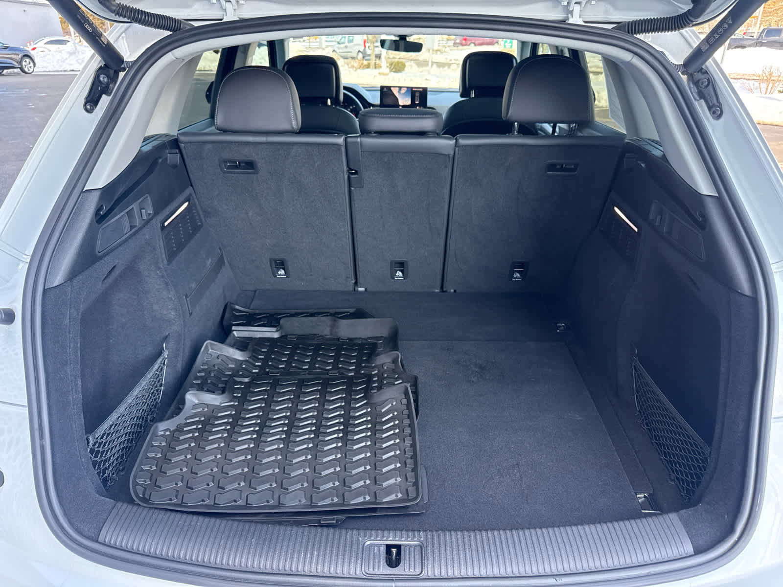 Used 2023 Audi Q5 2.0T Premium w/ Convenience Package image 23