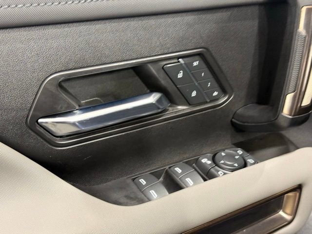 Used 2024 GMC Hummer EV 2X w/ LPO, Illumination Package image 18