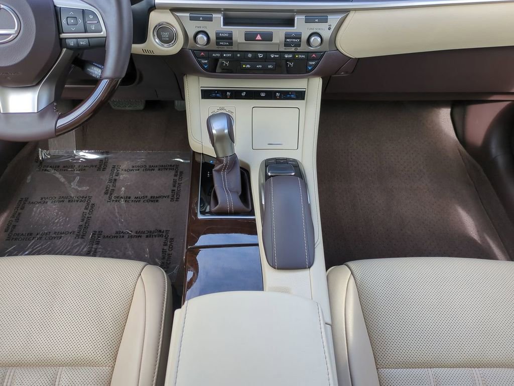 Used 2017 Lexus ES 350 image 17