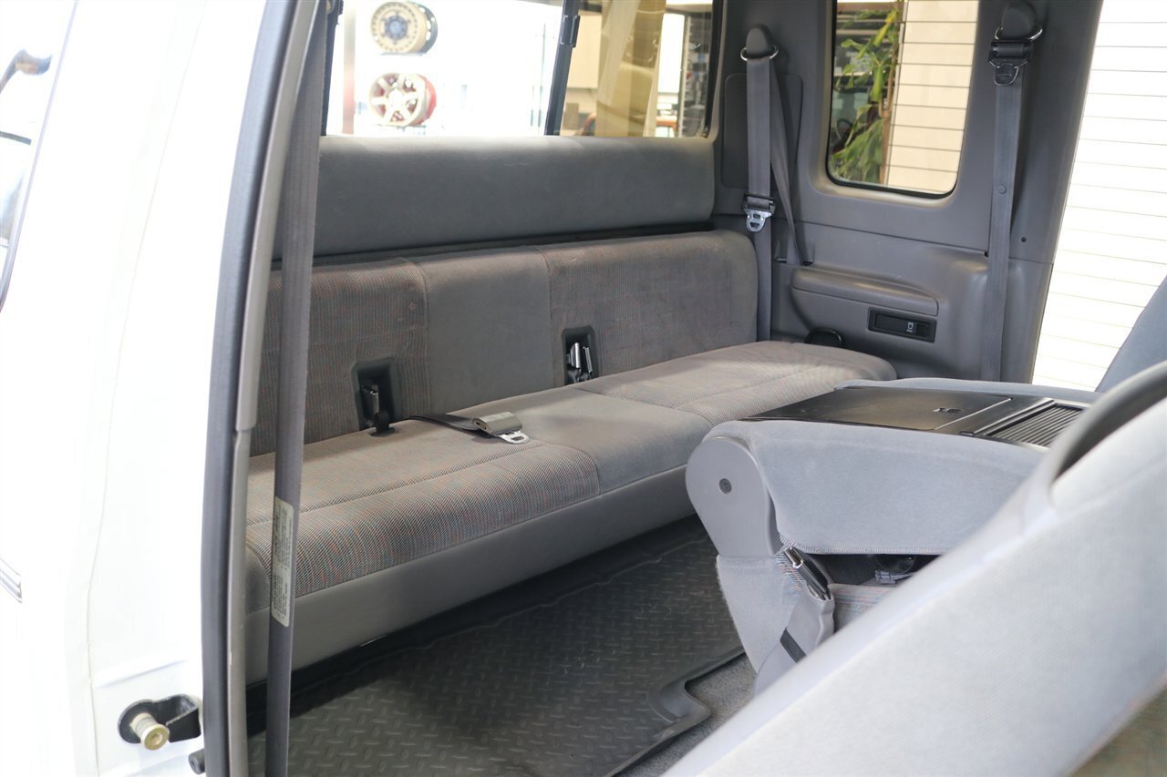 Used 1997 Ford F250 XLT image 86