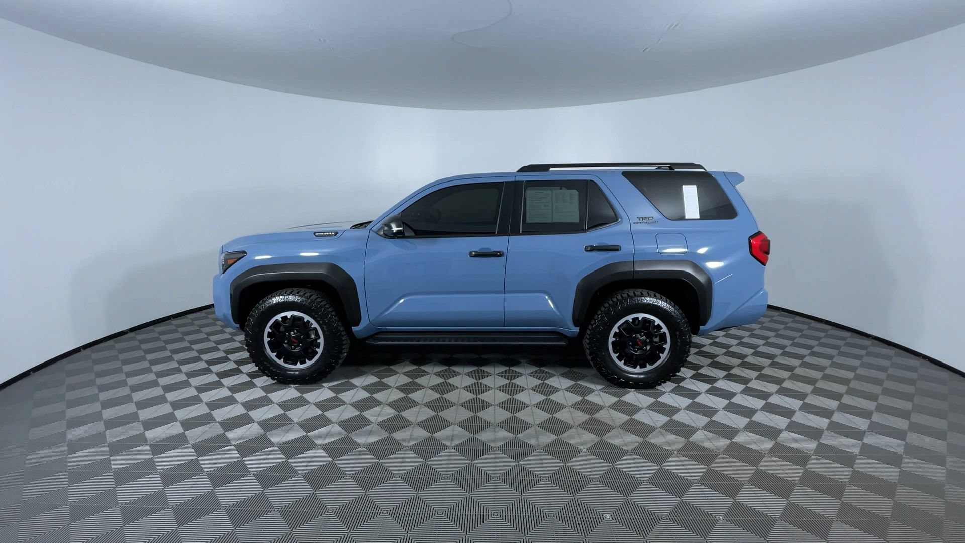Used 2025 Toyota 4Runner TRD Off-Road Premium w/ Tow Technology Package AWD/4WD image 5