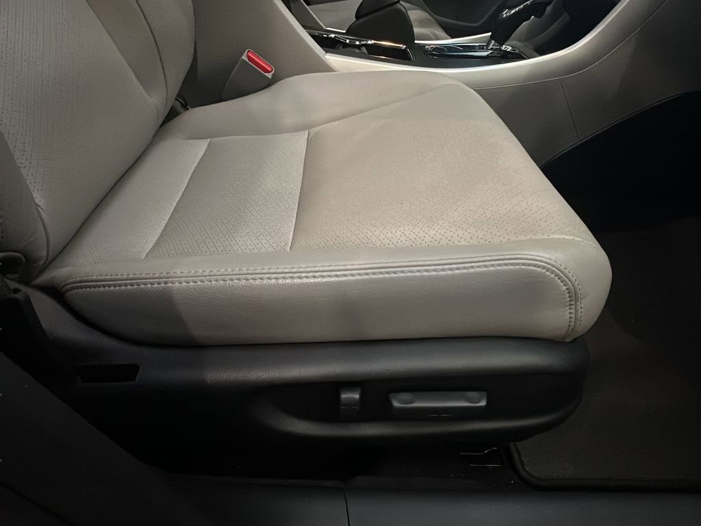 Used 2013 Honda Accord EX-L image 18