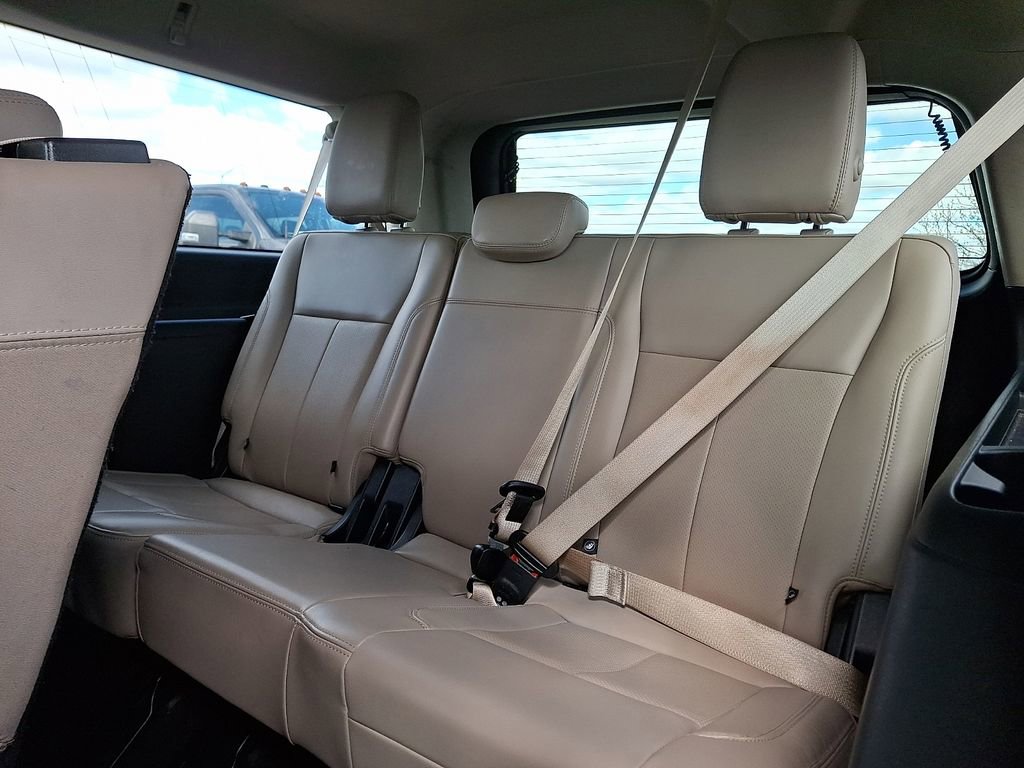 Used 2023 Ford Expedition Max XLT image 11