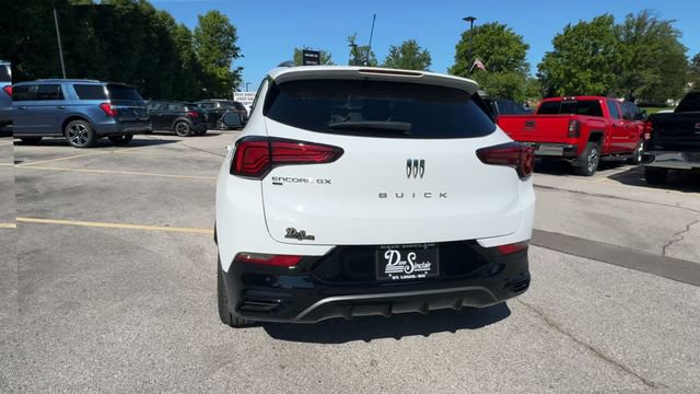 Used 2025 Buick Encore GX Sport Touring w/ Comfort Package AWD/4WD image 7