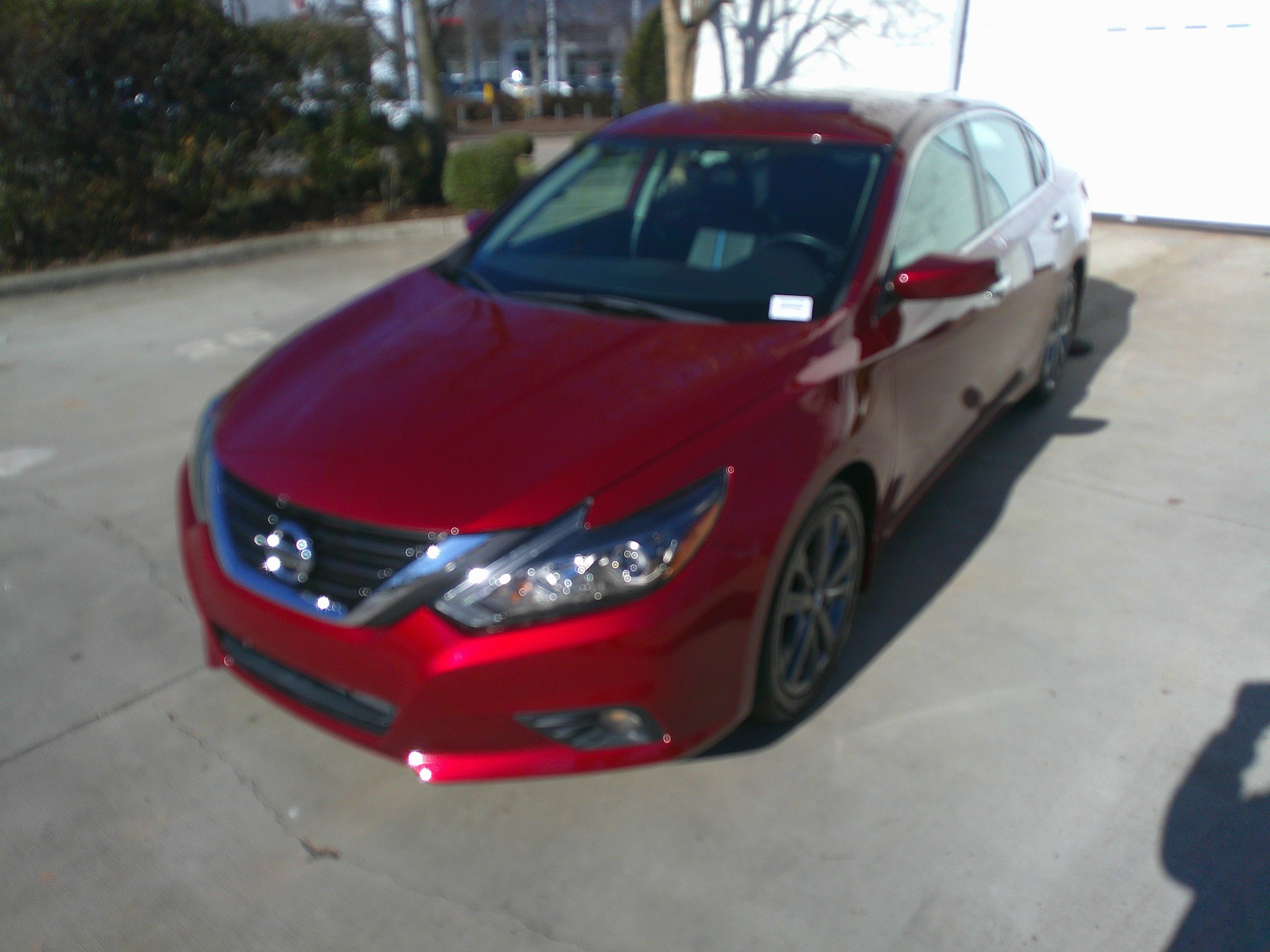 Used 2018 Nissan Altima 2.5 SR w/ SR Special Edition image 6