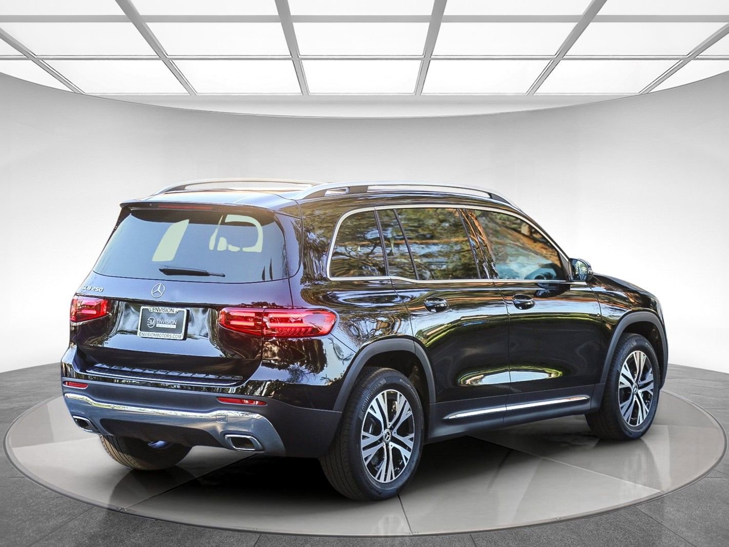 Certified 2026 Mercedes-Benz GLB 250 image 4