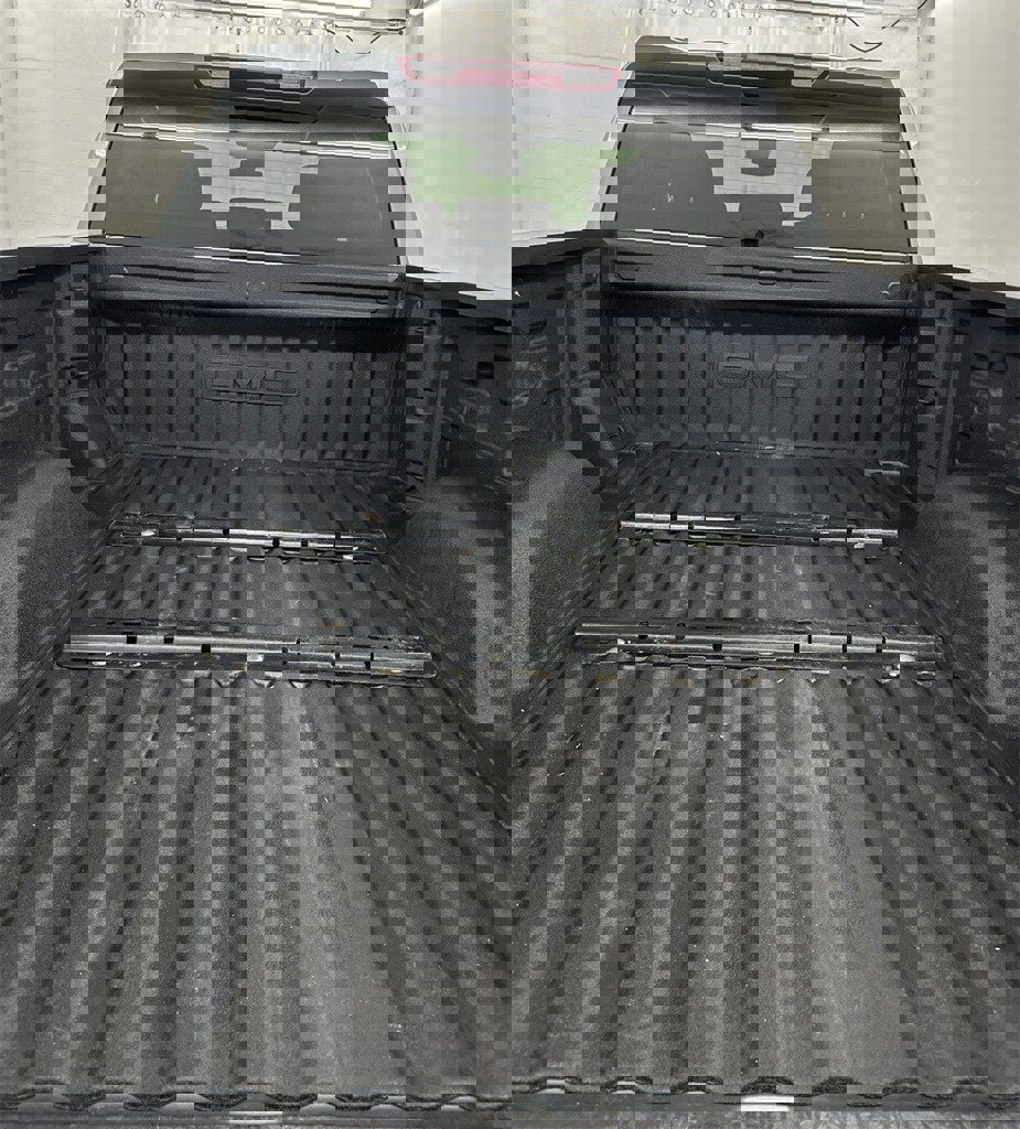 Used 2023 GMC Sierra 1500 SLE image 31