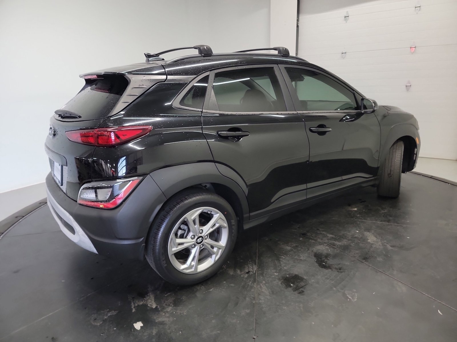 Used 2022 Hyundai Kona SEL FWD image 9
