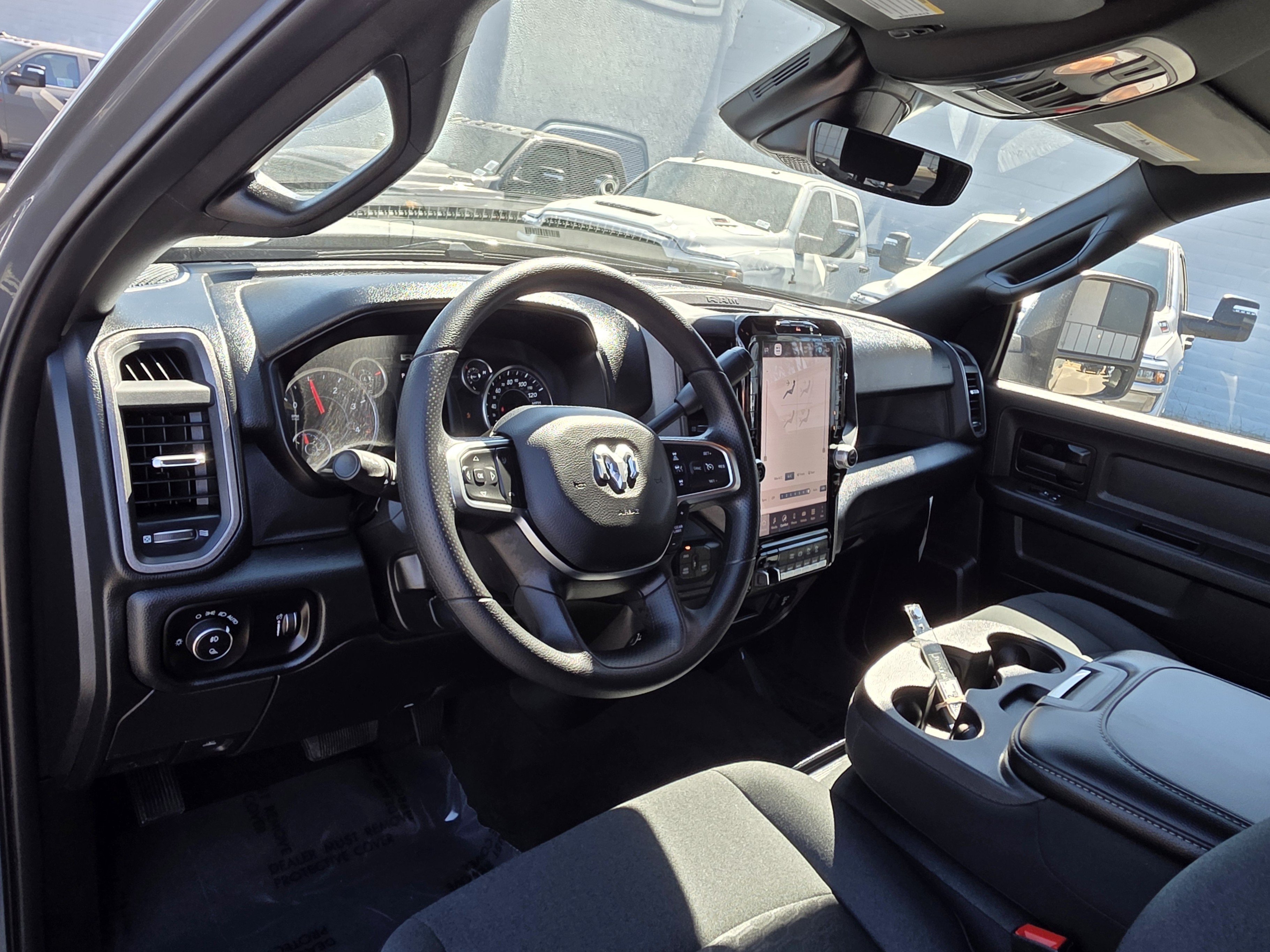 New 2026 RAM 2500 Tradesman AWD/4WD image 10