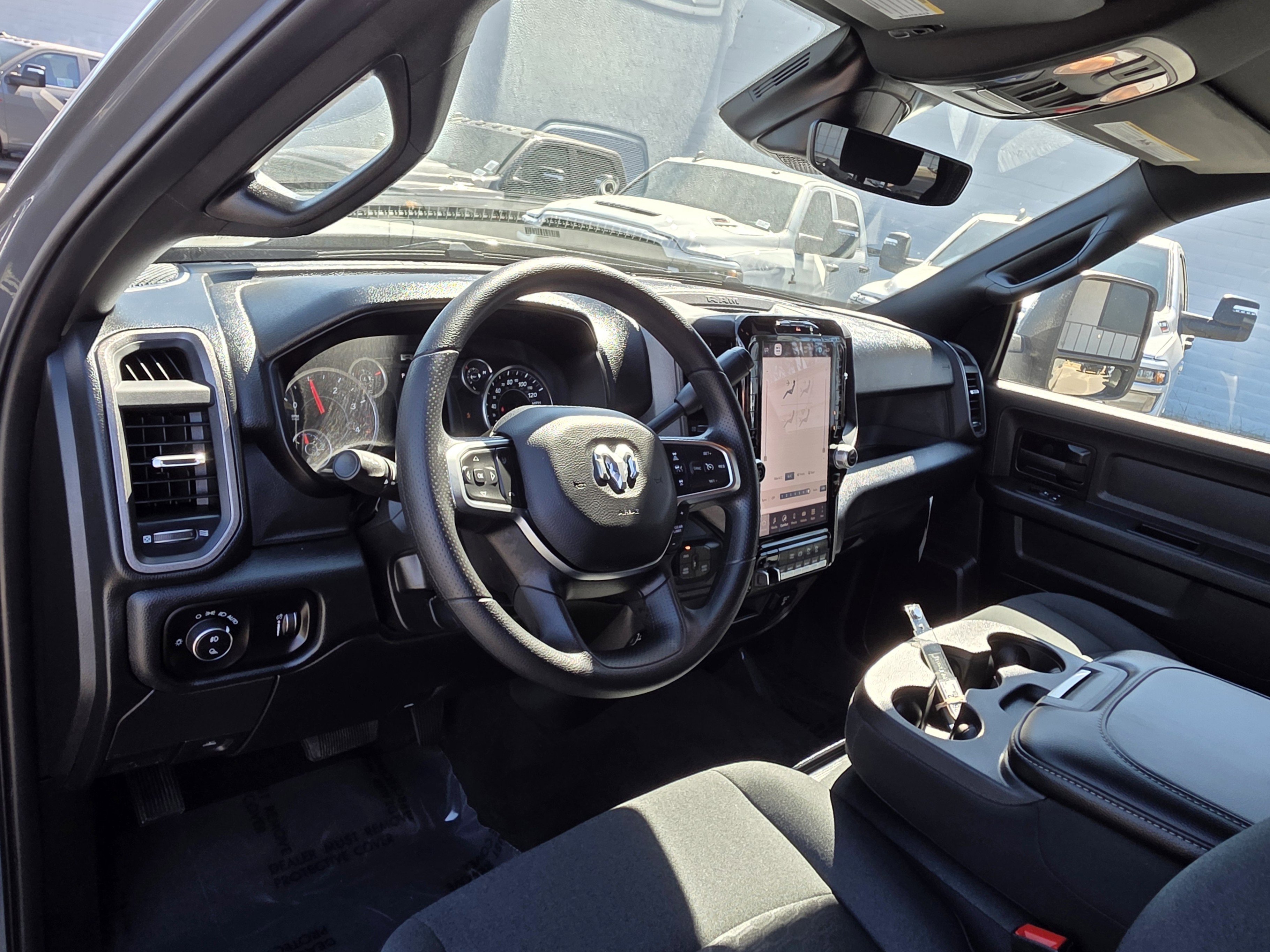 New 2026 RAM 2500 Tradesman AWD/4WD image 10
