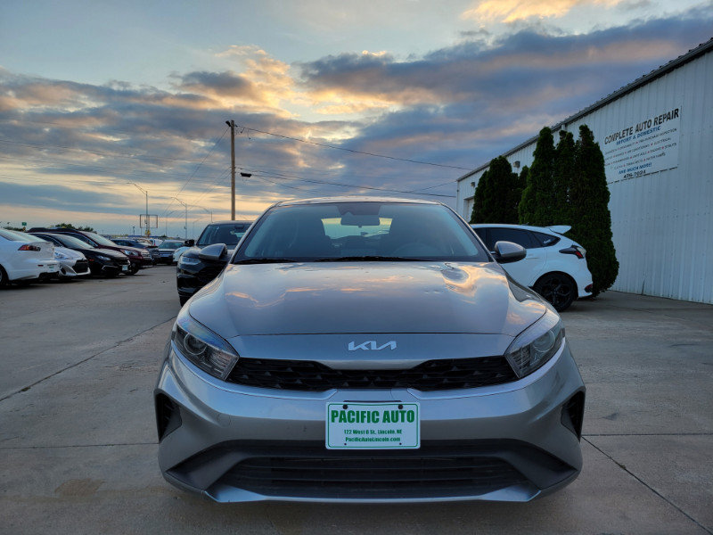 Used 2023 Kia Forte LXS FWD image 2