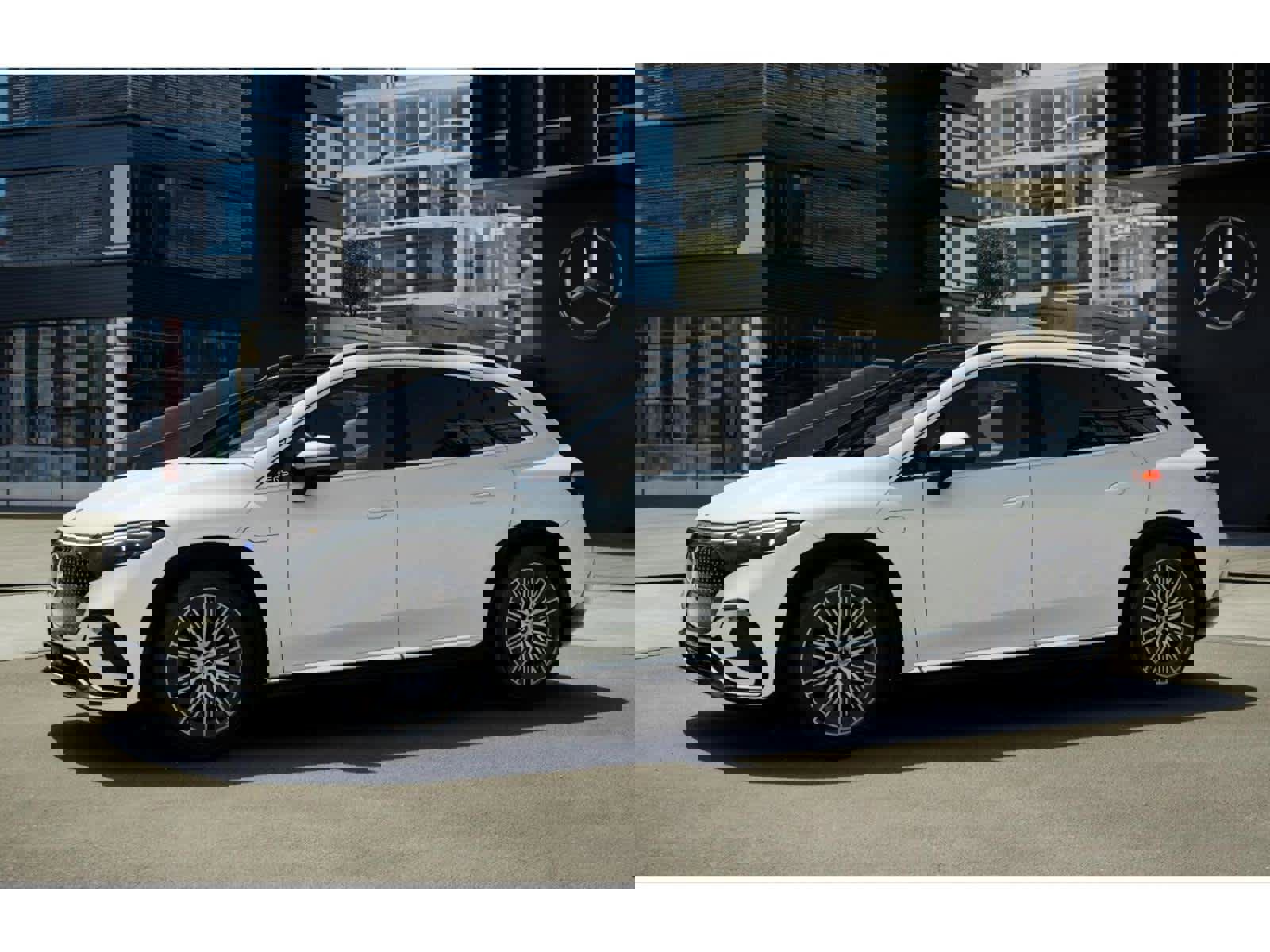 New 2026 Mercedes-Benz EQS 550 4MATIC SUV image 36