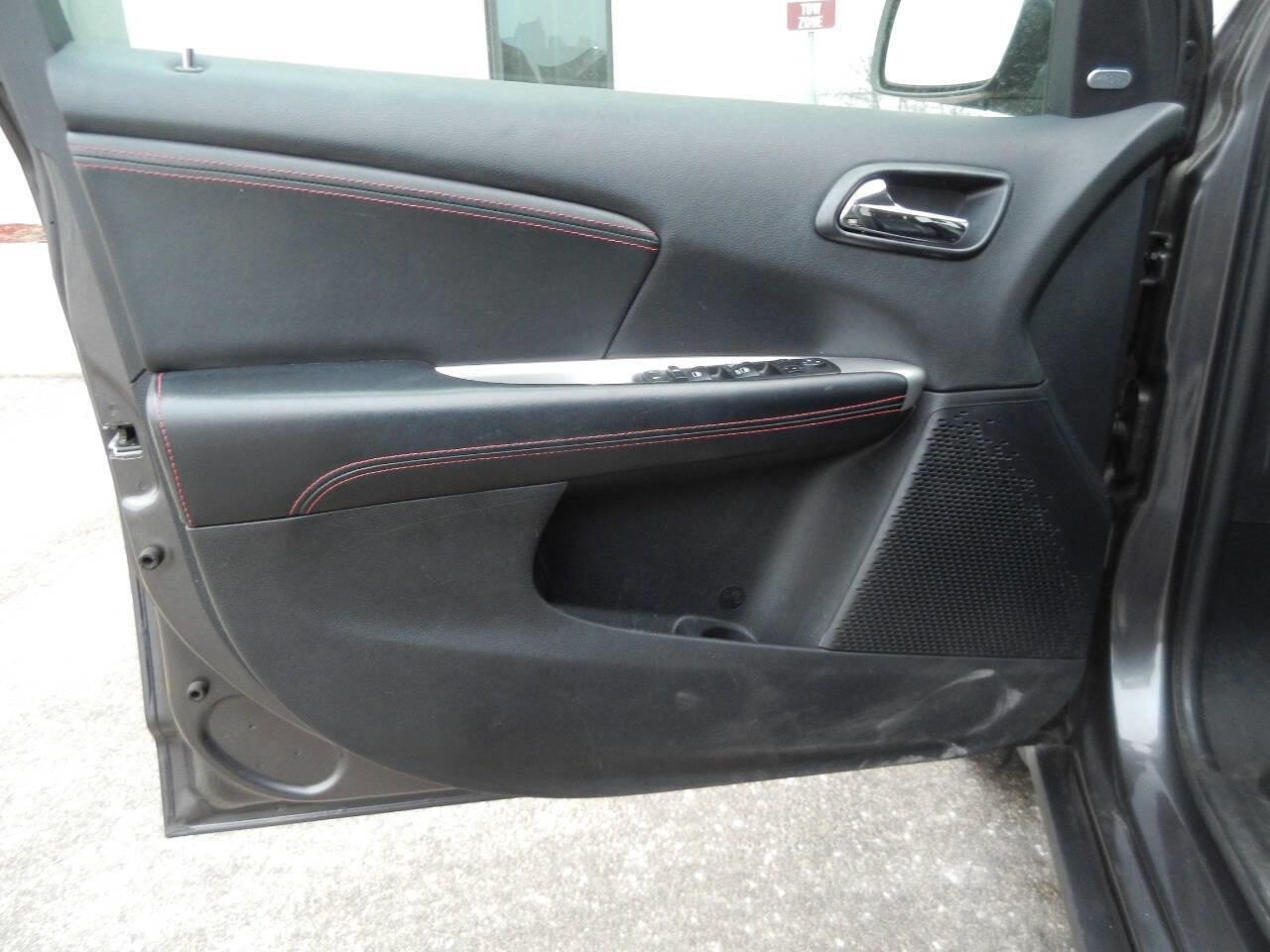 Used 2015 Dodge Journey R/T image 24