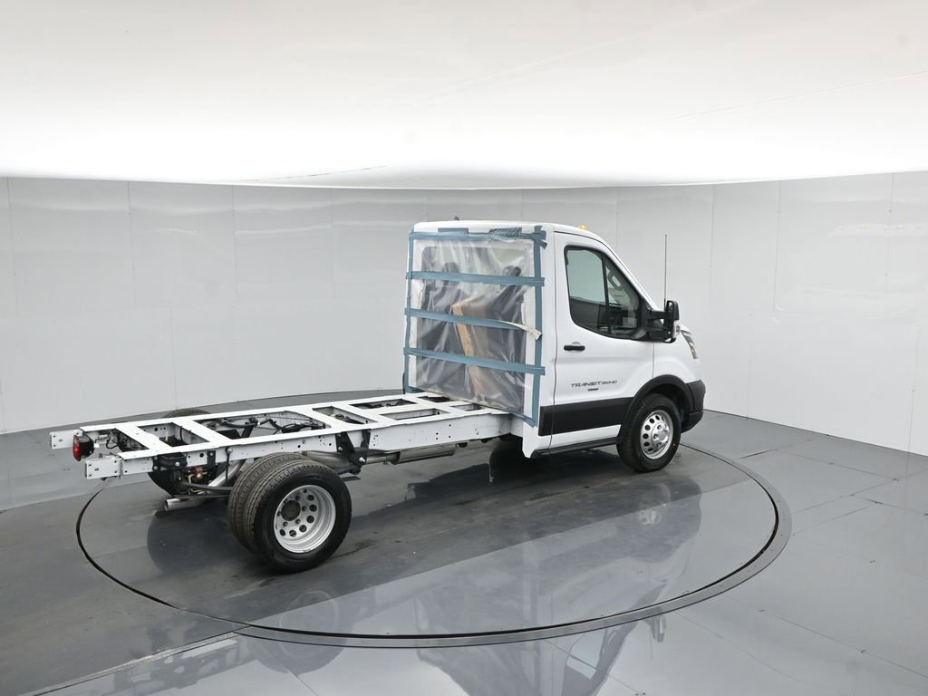New 2025 Ford Transit 350 DRW w/ Interior Upgrade Package RWD image 31