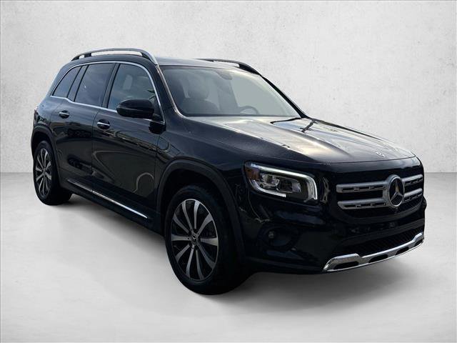 Used 2023 Mercedes-Benz GLB 250 image 4