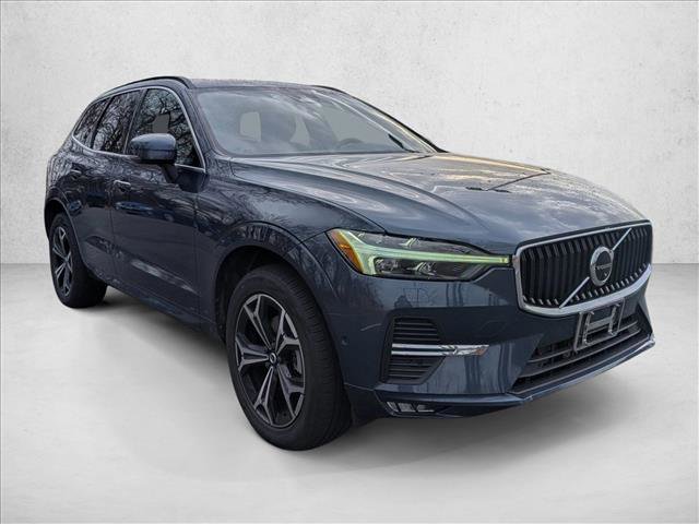 Used 2022 Volvo XC60 B5 Momentum w/ Advanced Package image 3