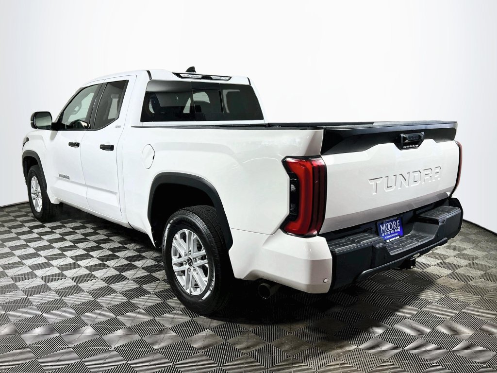 Certified 2022 Toyota Tundra SR5 w/ SR5 Convenience Package RWD image 5