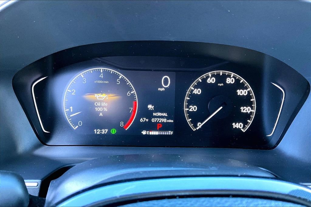 Used 2025 Honda Pilot Touring image 12