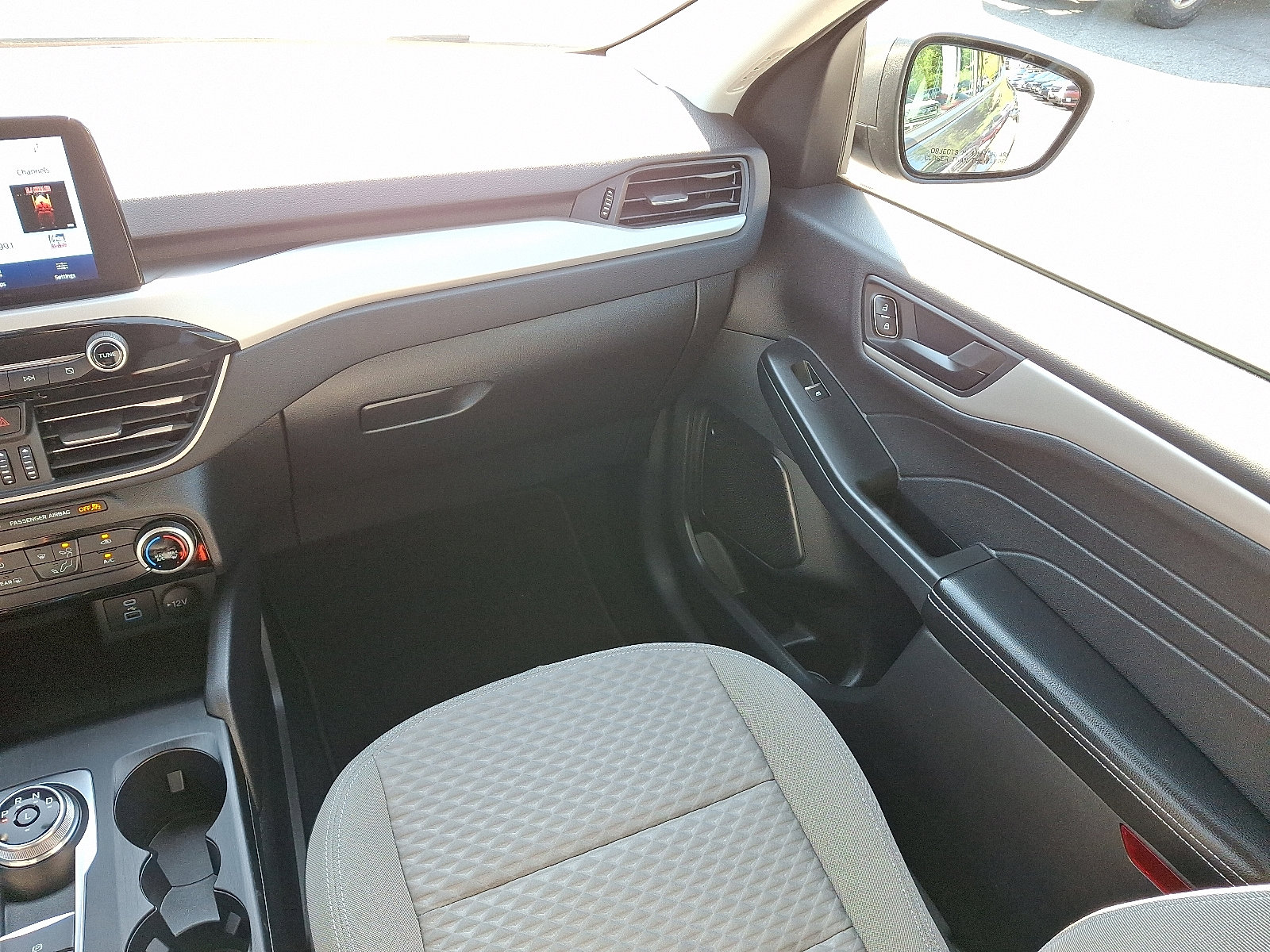 Certified 2022 Ford Escape SE image 16