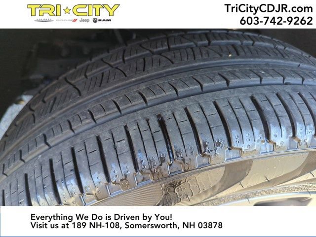 Used 2023 Jeep Grand Wagoneer Series III w/ Quick Order Packagew 28T image 32