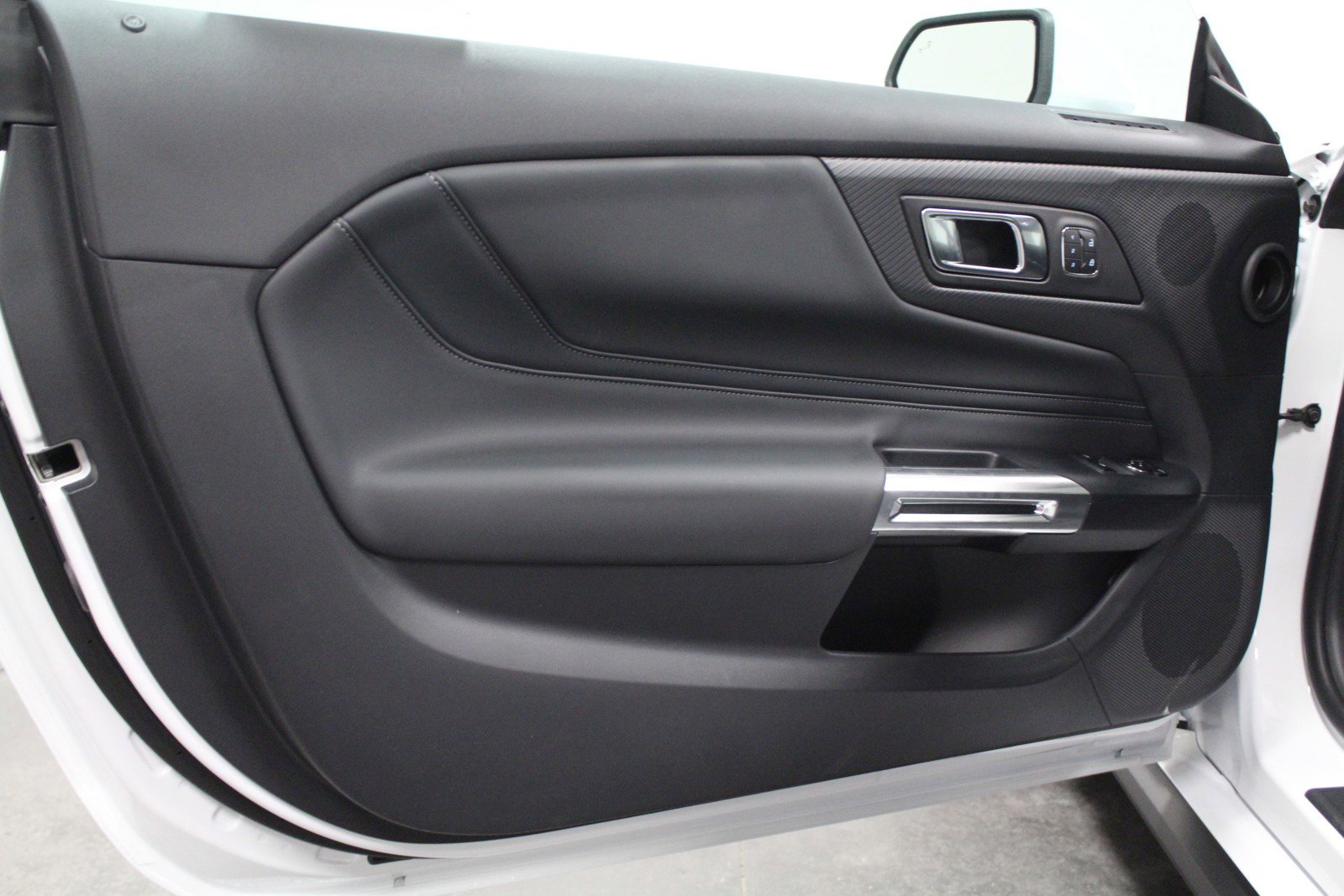 Used 2024 Ford Mustang GT Premium image 11