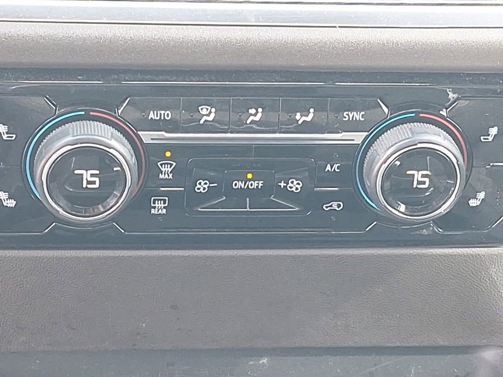 Certified 2024 Chevrolet Silverado 2500 LT image 43