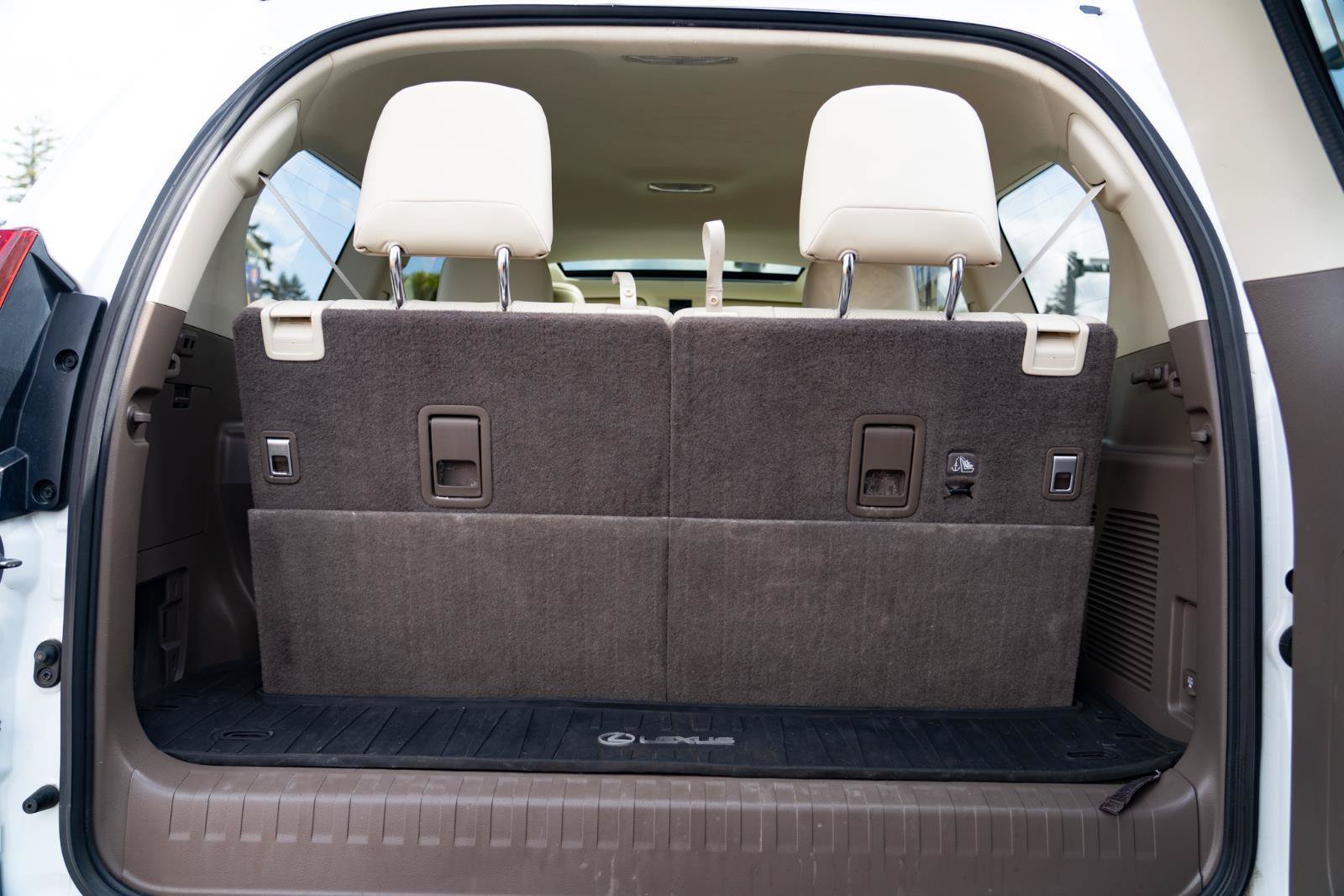 Used 2018 Lexus GX 460 Premium AWD/4WD image 22