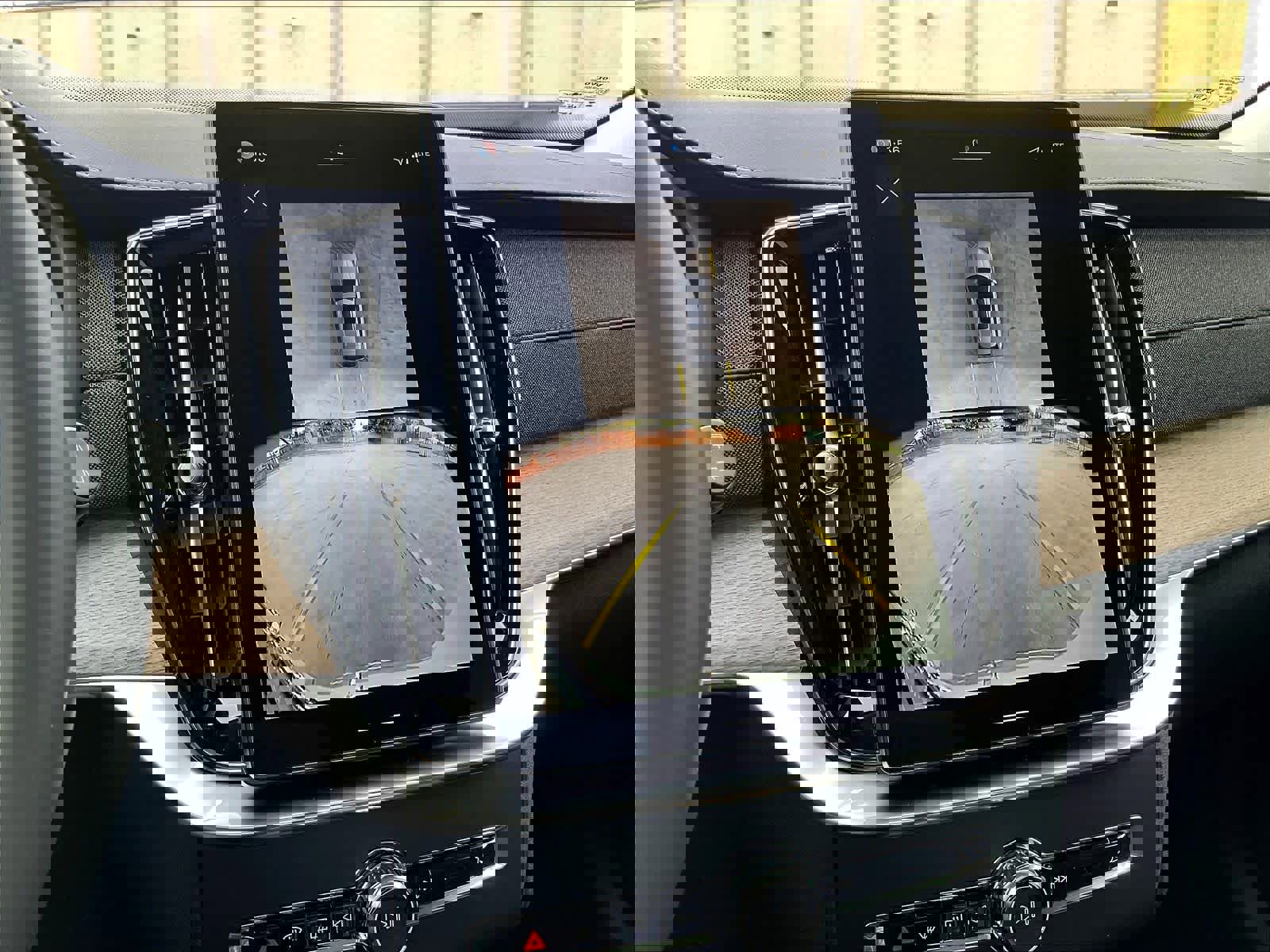 New 2026 Volvo XC90 B5 Plus w/ Protection Package image 20