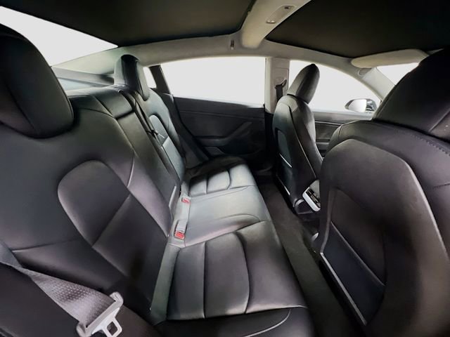 Used 2020 Tesla Model 3 Long Range image 29